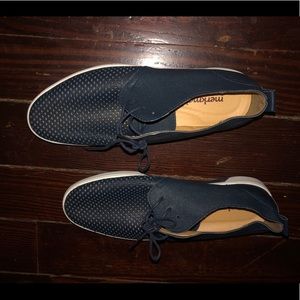 Blue leather Merkmak lace ups